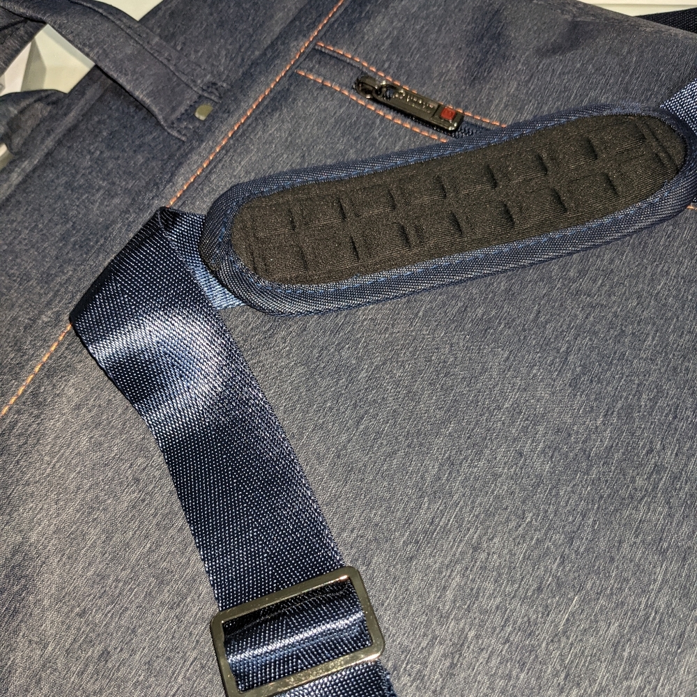 Laptop Case - image 6